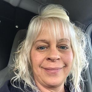 Meet your Posher, Pamela